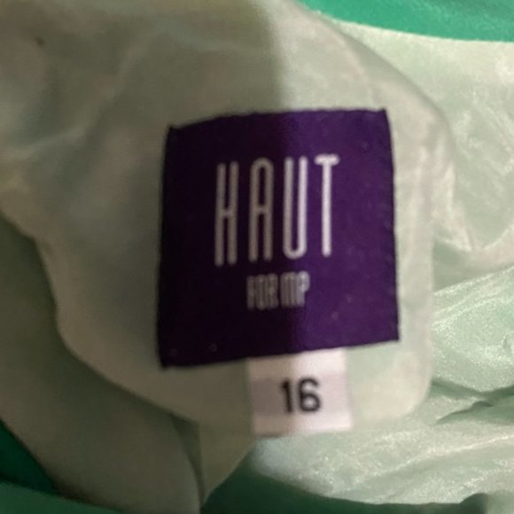 LAST CHANCE - HAUT Tieback Dress Size 16 - Picture 6 of 6